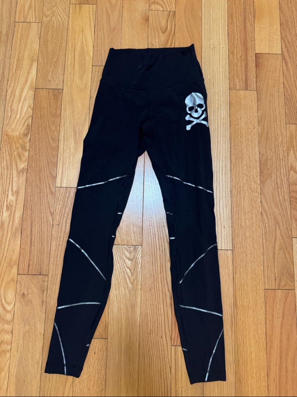 Lululemon Soulcycle black & silver Leggings
